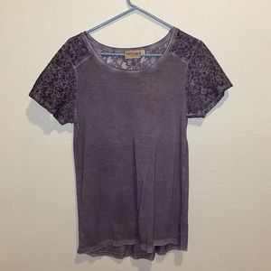 Purple Dantelle lace short sleeve shirt